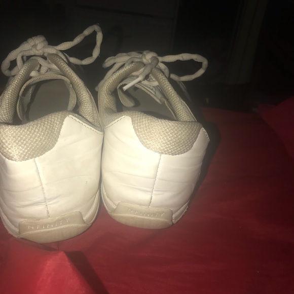 Halo infinity cheer shoes - Picture 2 of 3